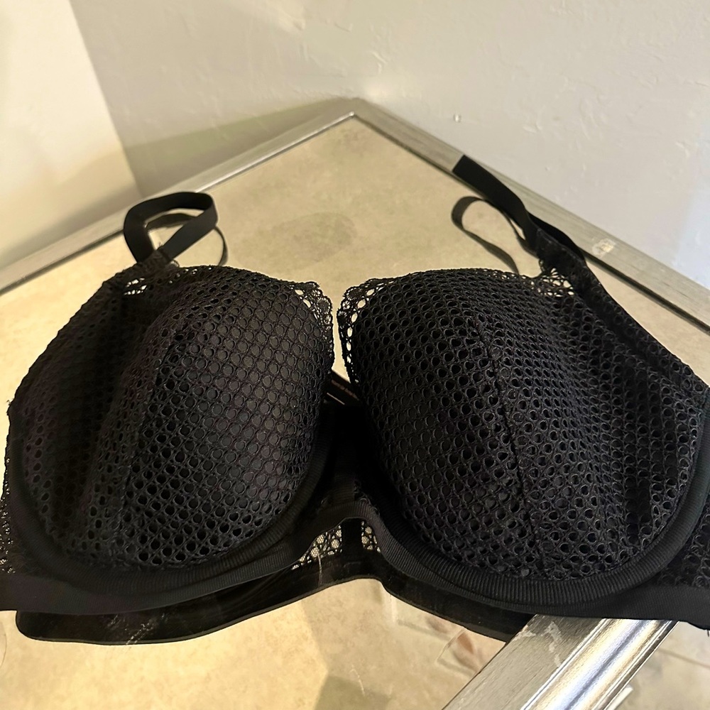 Victoria secret bra 34DDD